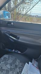 Audi A4 2001 A4-thumb-1