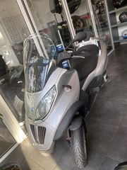 Piaggio MP3 300 LT '10