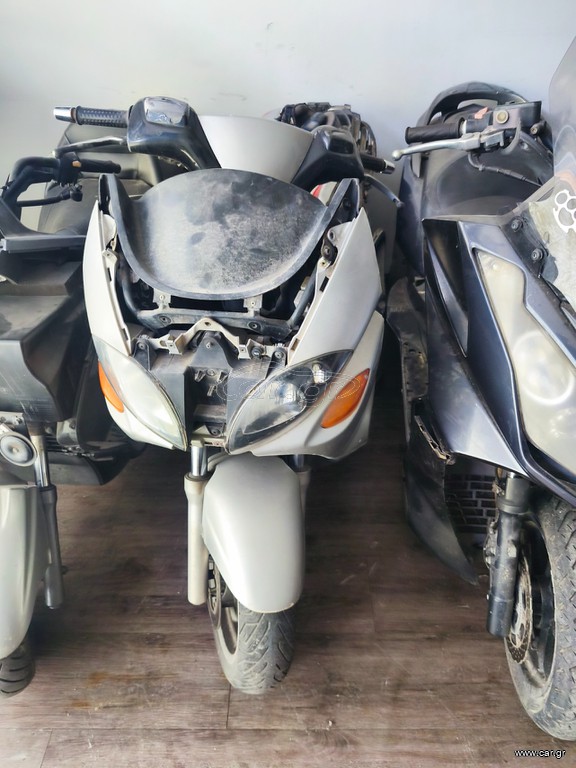 PIAGGIO X9 250CC  ΟΛΟΚΛΗΡΟ ΓΙΑ ΑΝΤΑΛΛΑΚΤΙΚΑ