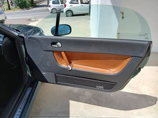 Audi TT 2002 225 quattro roadster-thumb-9