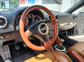 Audi TT 2002 225 quattro roadster-thumb-11