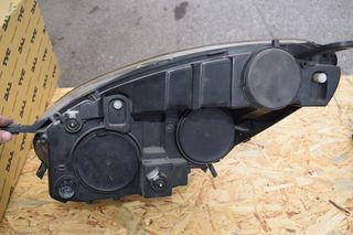 Δεξί φανάρι για Fiat Doblo 2011-15-thumb-1