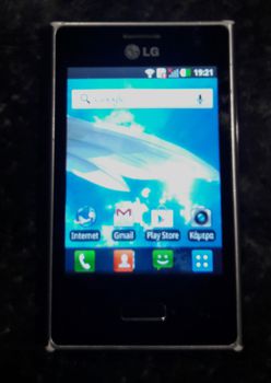 smartphone LG-E400  