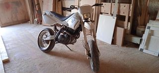 Yamaha TT 600R '00