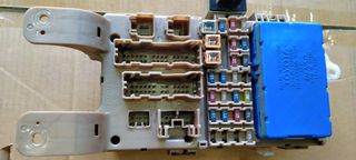 Ασφαλειοθήκη TOYOTA COROLLA 2004 - 2007 ( E120 ) 82641-02040 --ΕΓΚΕΦΑΛΟΣ BCM