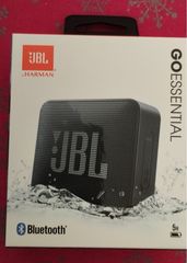 Ολοκαίνουργιο JBL Go Essential Αδιάβροχο Ηχείο Bluetooth 3.1W με Διάρκεια Μπαταρίας 5 ώρες Μαύρο με 2 χρόνια εγγύηση!!!