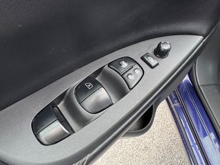 Nissan Pulsar 2016-thumb-29
