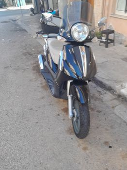 Piaggio Beverly 300i Tourer '10