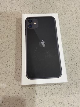 iPhone 11 κουτι σκετο