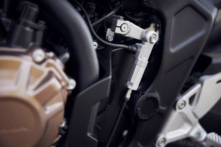 Honda CB 650 2025 CB650R E-CLUTCH ΑΤΟΚΑ-thumb-43