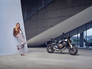 Honda CB 650 2025 CB650R E-CLUTCH ΑΤΟΚΑ-thumb-61