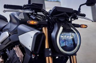 Honda CB 650 2025 CB650R E-CLUTCH ΑΤΟΚΑ-thumb-20