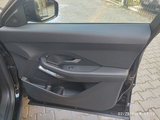 Jaguar E-Pace 2021-thumb-27