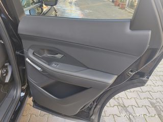 Jaguar E-Pace 2021-thumb-25