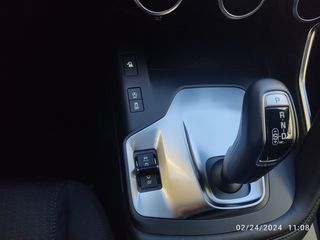 Jaguar E-Pace 2021-thumb-17