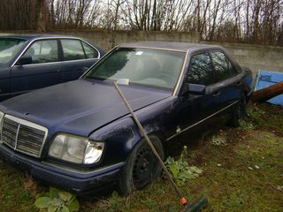 MERSEDES  CLS  300    3000 cc-thumb-2
