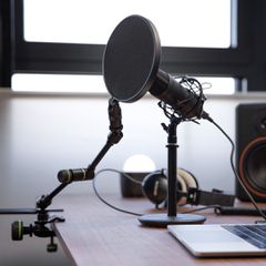 Gravity MAPOP1 Pop Filter with VARI®-ARM - Gravity-thumb-1