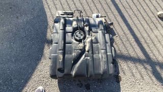 ΡΕΖΕΡΒΟΥΑΡ MERCEDES VÌTO W638 1996-2004-thumb-2
