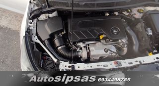 Opel Astra 2017-thumb-16