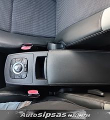 Renault Scenic 2013-thumb-48