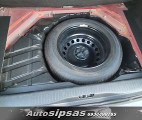 Renault Scenic 2013-thumb-33