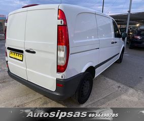 Mercedes-Benz Vito 2011-thumb-3