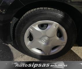 Renault Twingo 2013-thumb-22