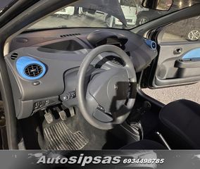 Renault Twingo 2013-thumb-24
