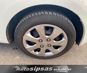 Hyundai i 10 2013-thumb-36