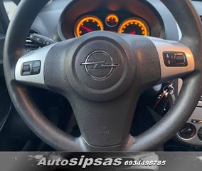 Opel Corsa 2011-thumb-45