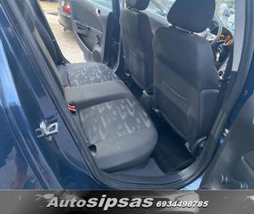 Opel Corsa 2011-thumb-31