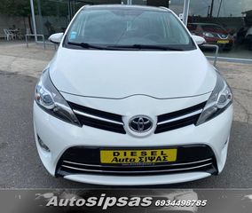 Toyota Verso 2015 Sky view D4D edition-thumb-1