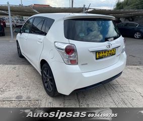 Toyota Verso 2015 Sky view D4D edition-thumb-7