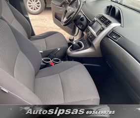 Toyota Verso 2015 Sky view D4D edition-thumb-37