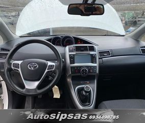 Toyota Verso 2015 Sky view D4D edition-thumb-46