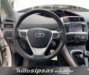 Toyota Verso 2015 Sky view D4D edition-thumb-49