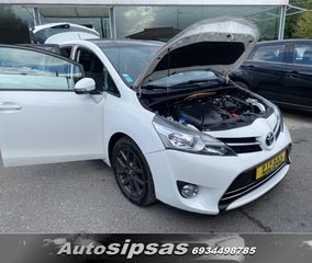 Toyota Verso 2015 Sky view D4D edition-thumb-13