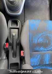 Opel Agila 2011-thumb-37