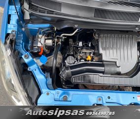 Opel Agila 2011-thumb-16