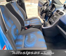 Opel Agila 2011-thumb-28