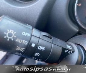 Nissan Qashqai 2011-thumb-37