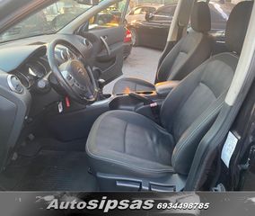 Nissan Qashqai 2011-thumb-12