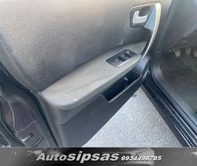Nissan Qashqai 2011-thumb-14