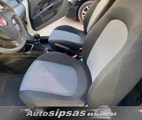 Fiat Punto Evo 2011-thumb-18