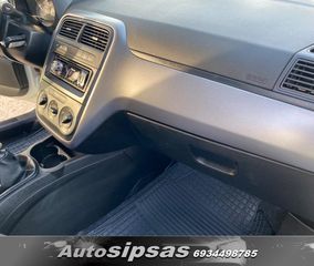 Fiat Punto Evo 2011-thumb-23