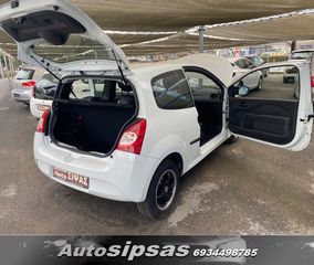 Renault Twingo 2014-thumb-7
