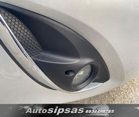 Opel Corsa 2011-thumb-62