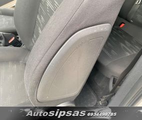Opel Corsa 2011-thumb-67