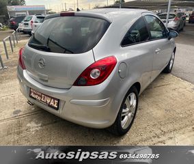 Opel Corsa 2011-thumb-6