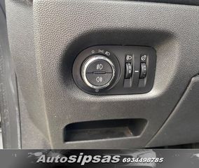 Opel Corsa 2011-thumb-59